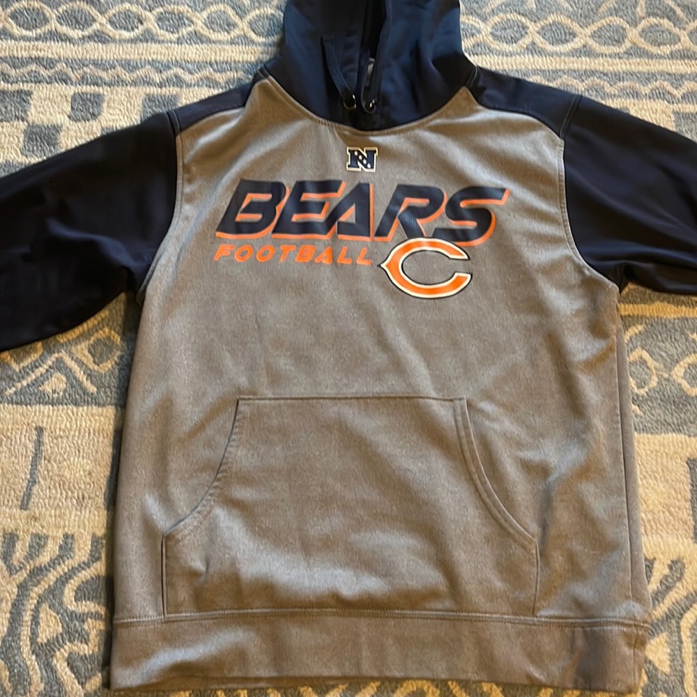 Chicago Bears Dri-fit sweater (Medium)